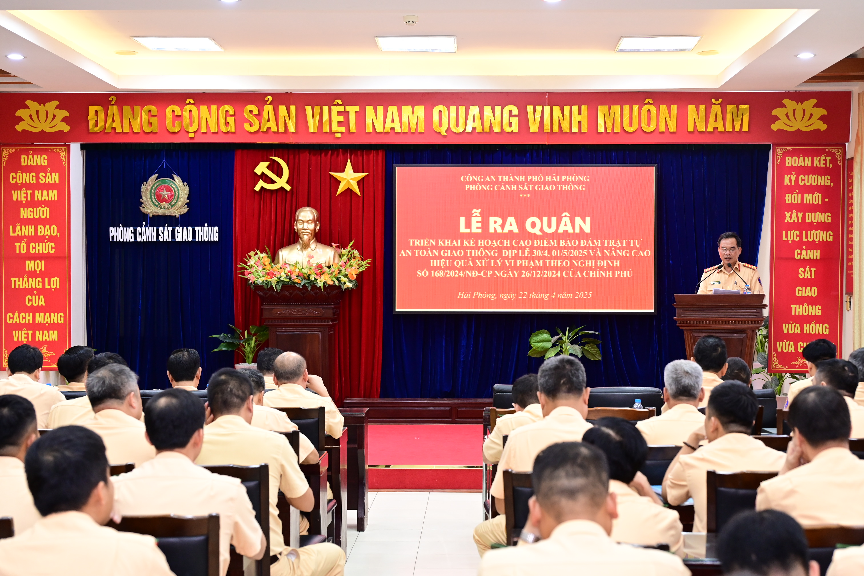 Triển khai cao điểm bảo đảm TTATGT dịp lễ 30/4, 01/5 và nâng cao hiệu quả xử lý vi phạm TTATGT